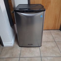 Used Danby 4.4 Cu. Ft. Mini Fridge 
