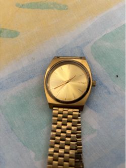Nixon men’s watch