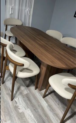 Oval Walnut Dining Table with 6 Chairs
