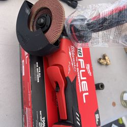 Milwaukee Grinder New M18