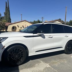 2023 Lincoln Aviator