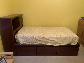 Twin Size Captain’s Bed with mattress
