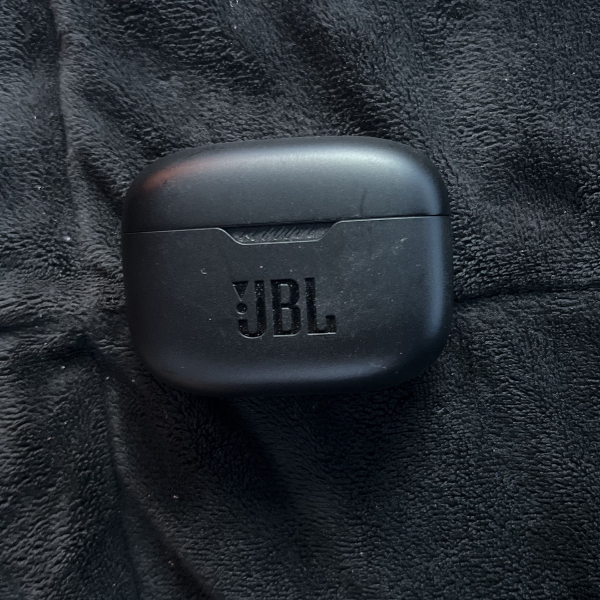 JBL Tune Wireless Earbuds 