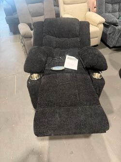 Recliner Chair with Cup Holders