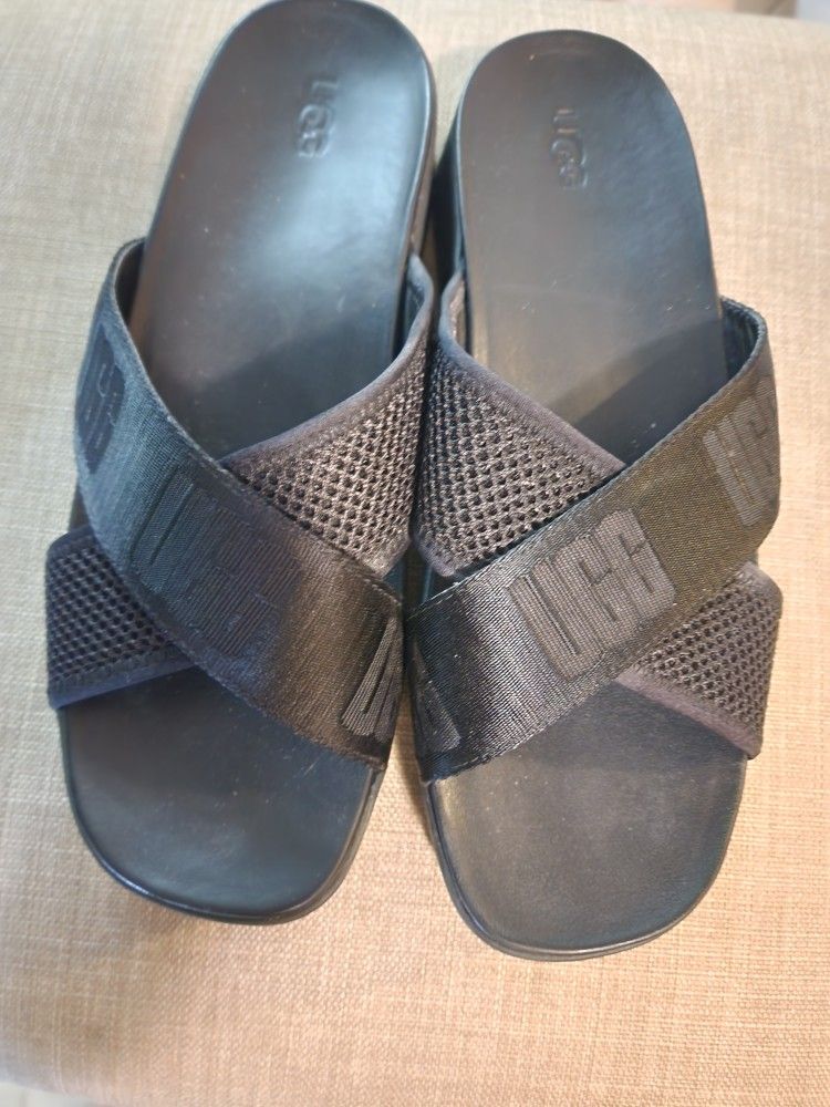 Ugg Sandal Size 9 $ 20