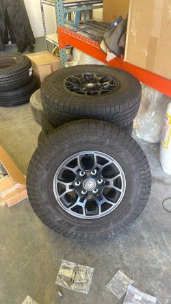 Toyota wheels and tires