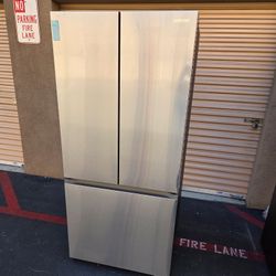 SAMSUNG COUNTER DEPTH, FRENCH DOOR REFRIGERATOR 