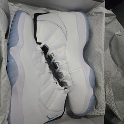 Jordan 11 Legend Blue