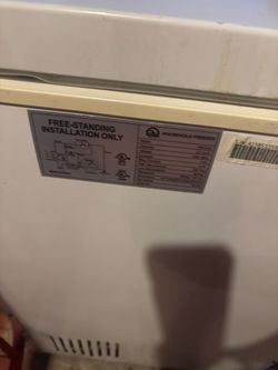 Deep chest   Freezer white