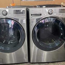 LG Washer And Dryer Set 