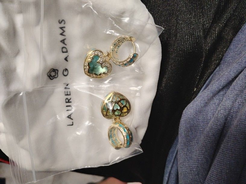 Earings