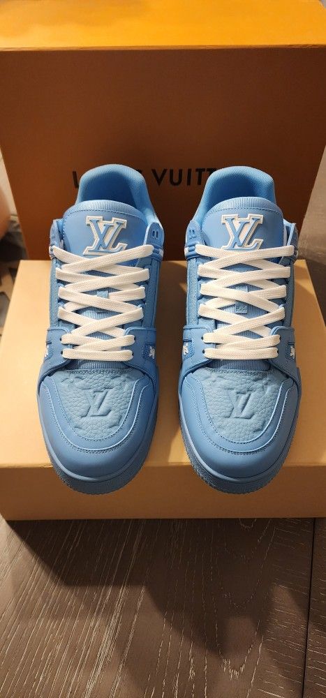 Louis Vuitton Sneakers