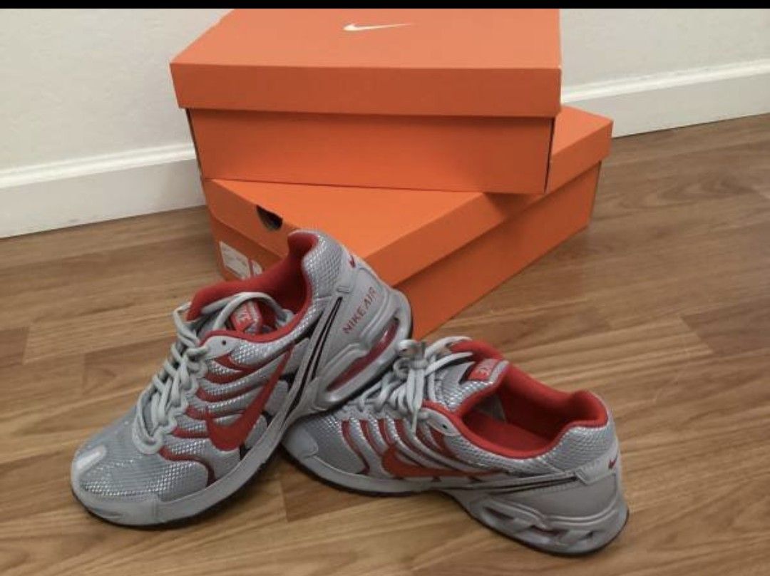 Nike Men's Air Max Torch 4 Running Shoe