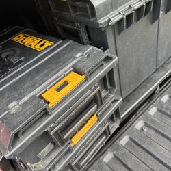 Dewalt Tough Boxes 