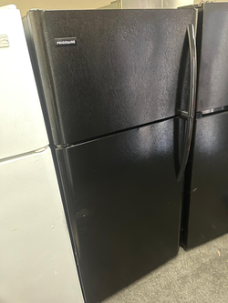 Frigidaire Top Freezer Fridge – Black, clean interior, 19 cu ft