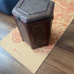 Stylish End Table Moroccan 