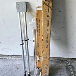 Aluminum Easel