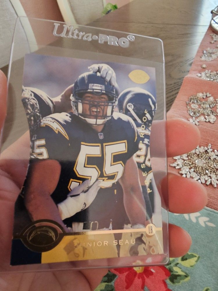 Junior Seau San Diego Chargers '96 Leaf Press Proof Die-Cut Serial Number To 2,000 '96 Leaf Football Cards