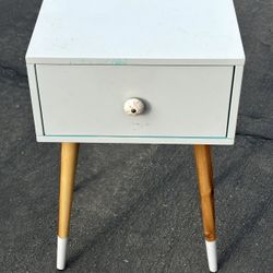 Vintage End Table 