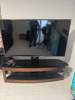 LG TV with tv stand