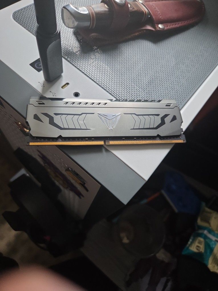 16 GB DDR4 3200MHZ CL16 Ram