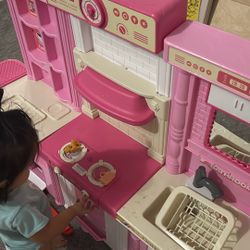 Toddler Play Kitchen 