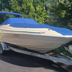 21 Foot Searay Sundeck