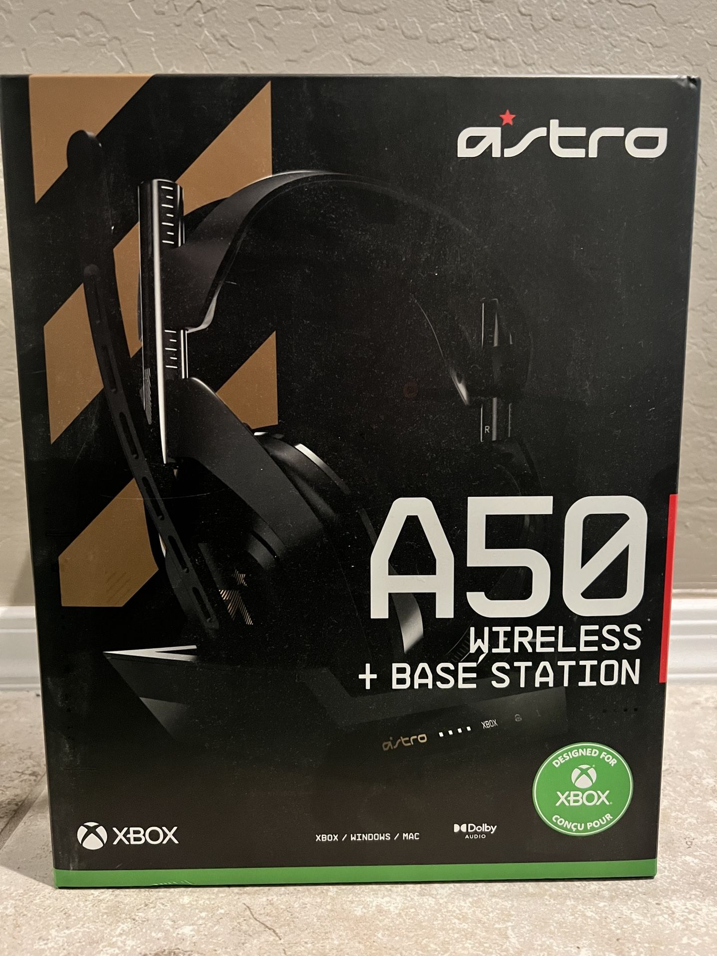 ASTRO A50 Base Station RF Wireless Over Ear Gaming Headset Xbox