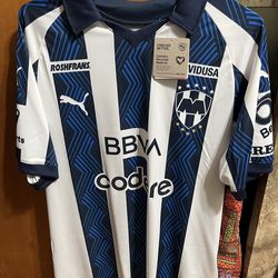 Puma Monterrey Size Large Sergio Canales 10 Jersey