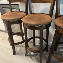 3 Bar Stools 