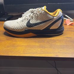 Kobe 6 Size 9.5