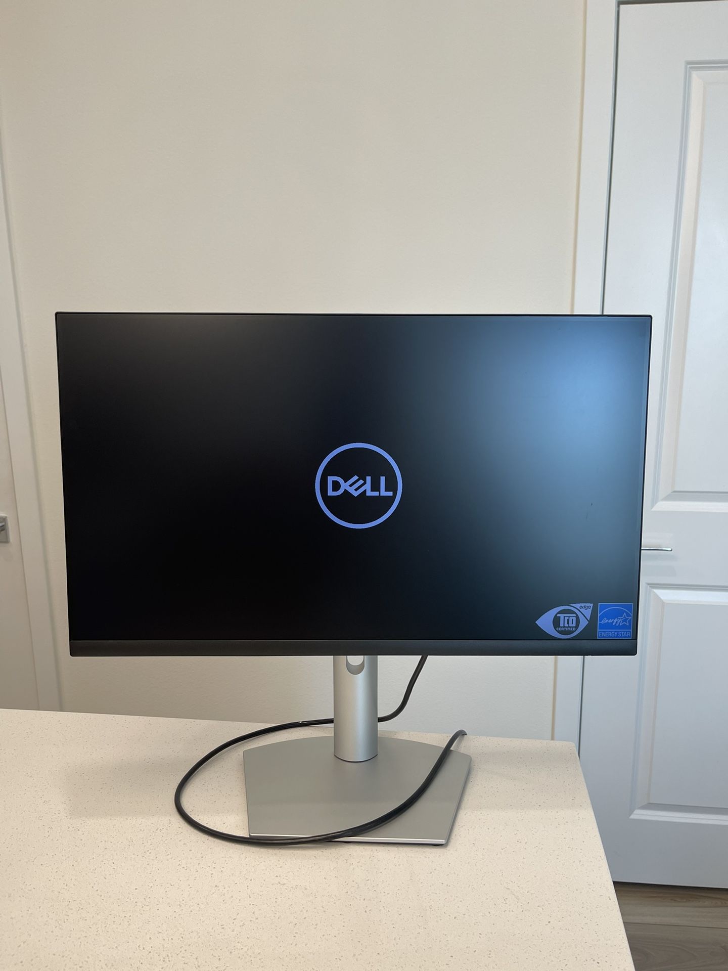 Dell P2219H 21.5 in. Full HD 1920 X 1080 LED LCD IPS Monitor
