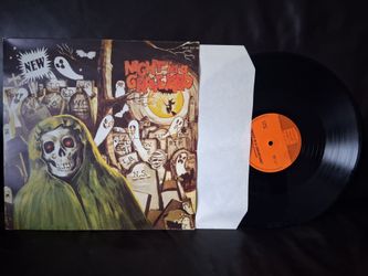 Night in a Graveyard Vinyl LP Record Haunted House Music holloween