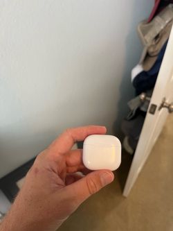 AirPods