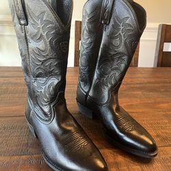 NWT!! Men’s Ariat Heritage R Toe Western Cowboy Boot Size 9.5EE Black