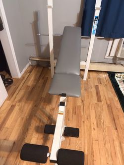 Adjustable foldable bench press