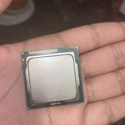 Intel E3-1230 