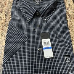 NEW Van Heusen Men’s XL 17-17 1/2 Freddie Mercury short sleeve premium non-iron button down dress shirt Blue Check