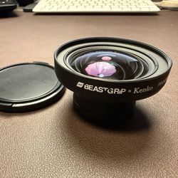 BeastGrip x Kenko Pro Series 0.75x Wide Angle Lens (62mm Thread)