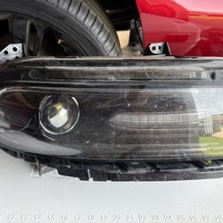 2018 Dodge Charger HID headlights