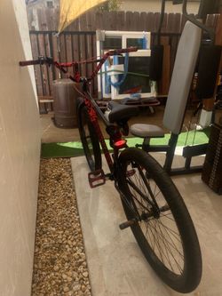 GT PERFORMER 29’ WHEELIE BIKE (3 FreeItems)