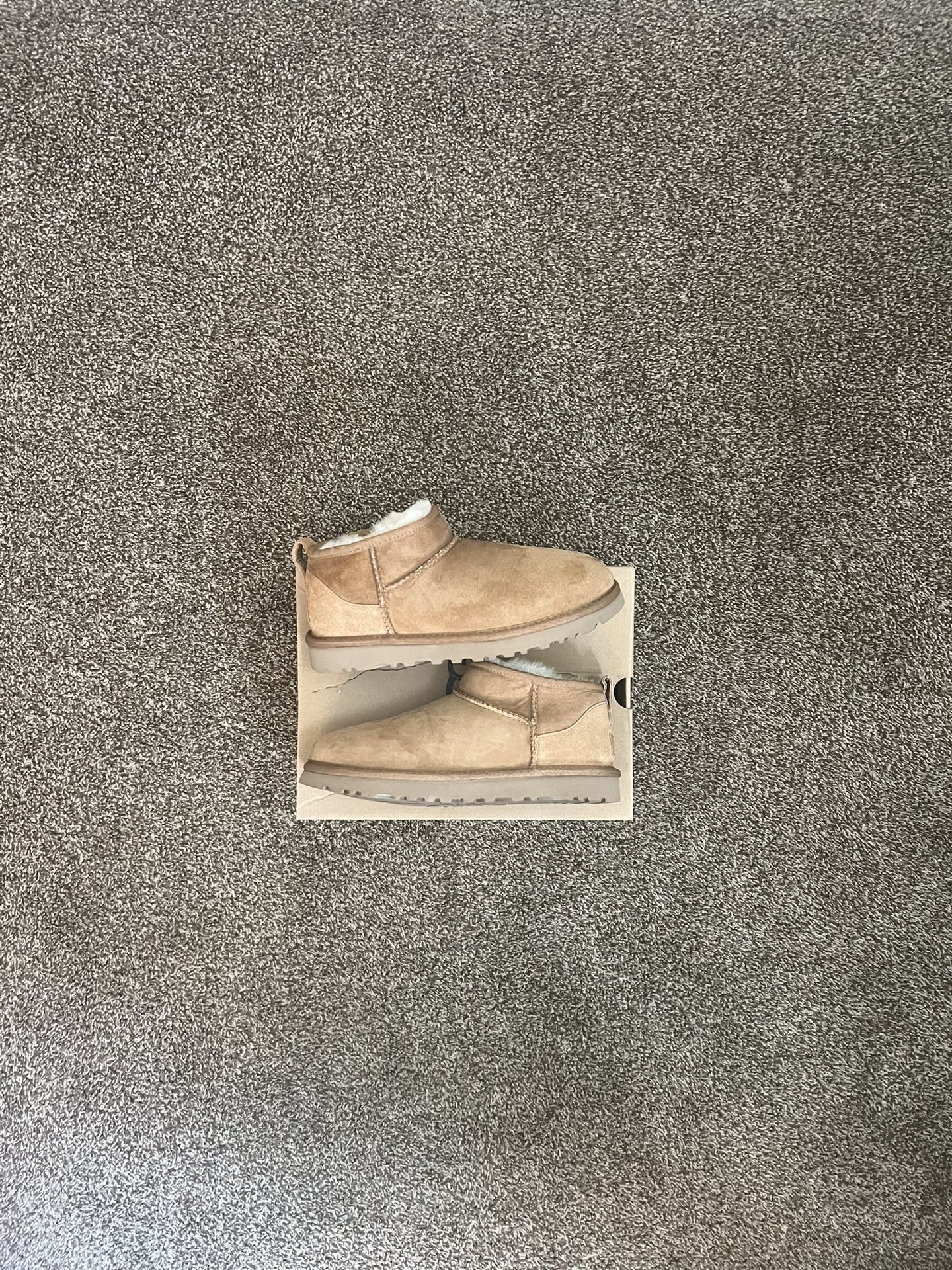 UGG Classic Ultra Mini Boot Chestnut Size 9W