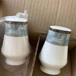 Vintage  China Dinnerware Replacement New In Box mikasa  Salt Pepper Shakers 