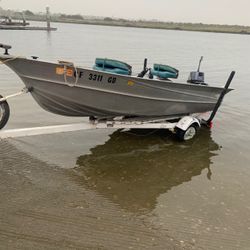 12 Ft 1977 Velco Aluminum Fishing Boat 