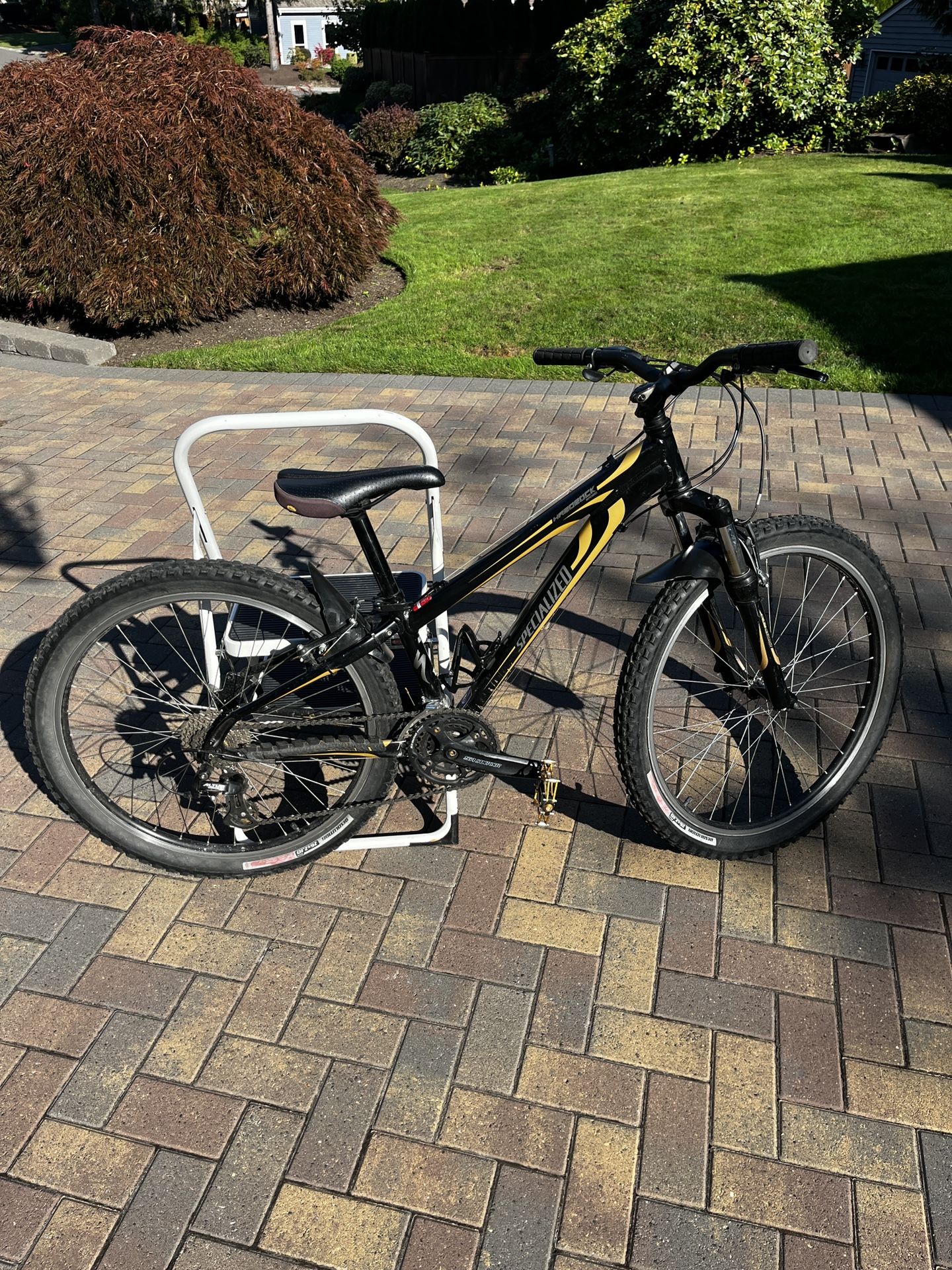 Specialized Hardrock Sport 26” Bike