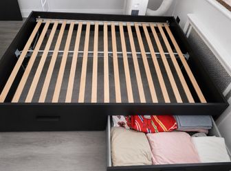 Bed queen