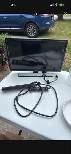 Samsung LED TV monitor with Remote 24 inch