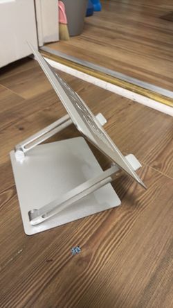 Lamicall Adjustable Laptop Stand