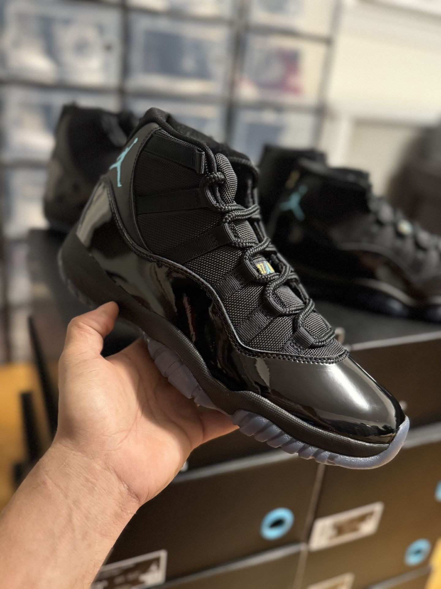 Gamma Jordan 11 Size 12, 7.5, 8 CT8012-047