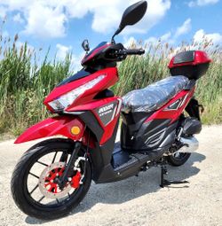 NEW Zinger 200cc 4 Stroke EFI Scooter - Red